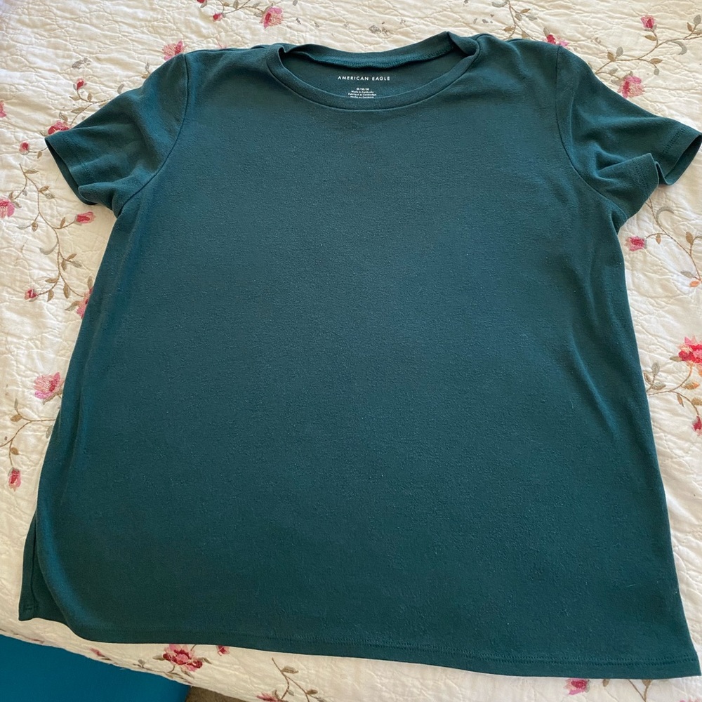 American Eagle Green Tee